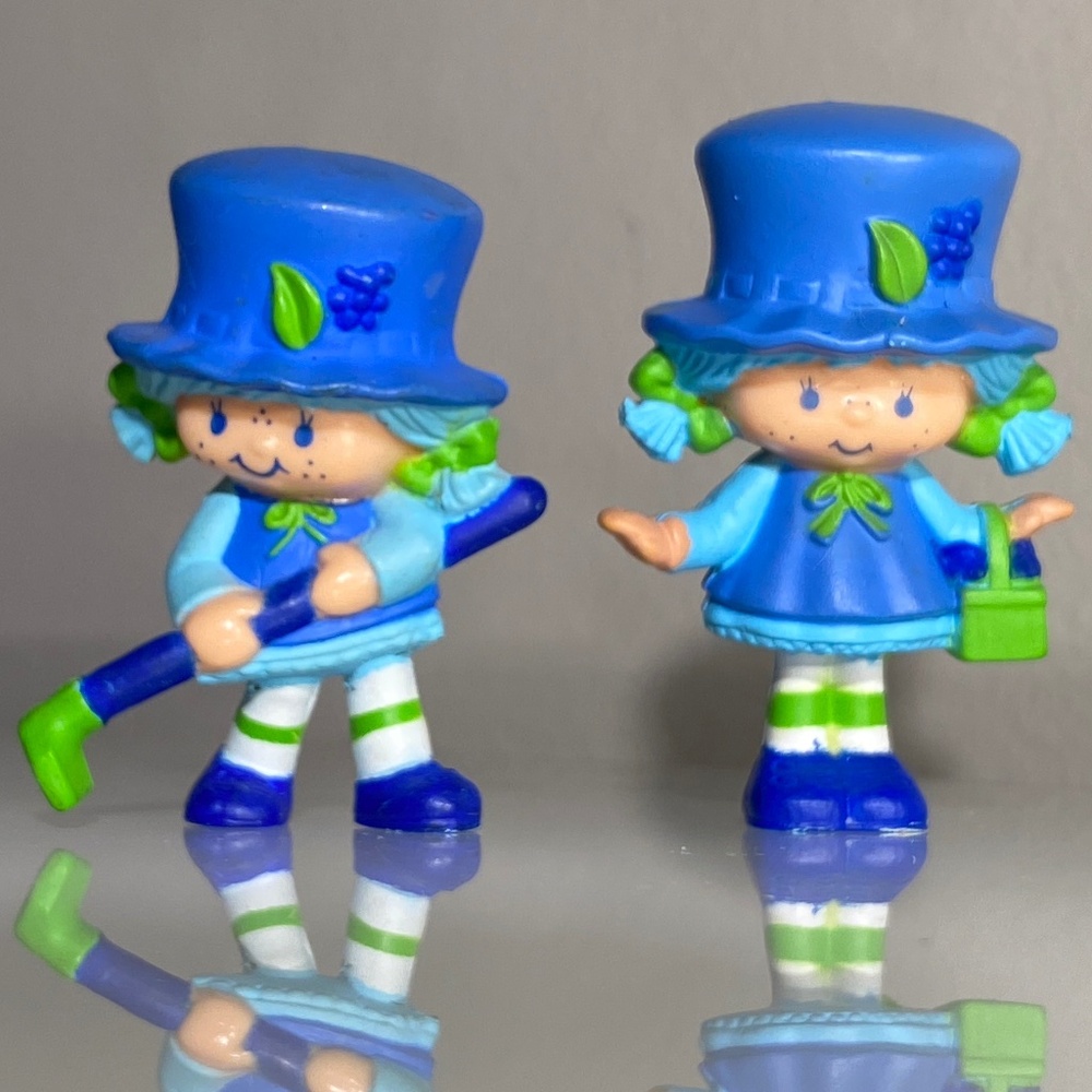 Vintage Strawberry Shortcake 'Blueberry Muffin' PVC Figurines - 1981